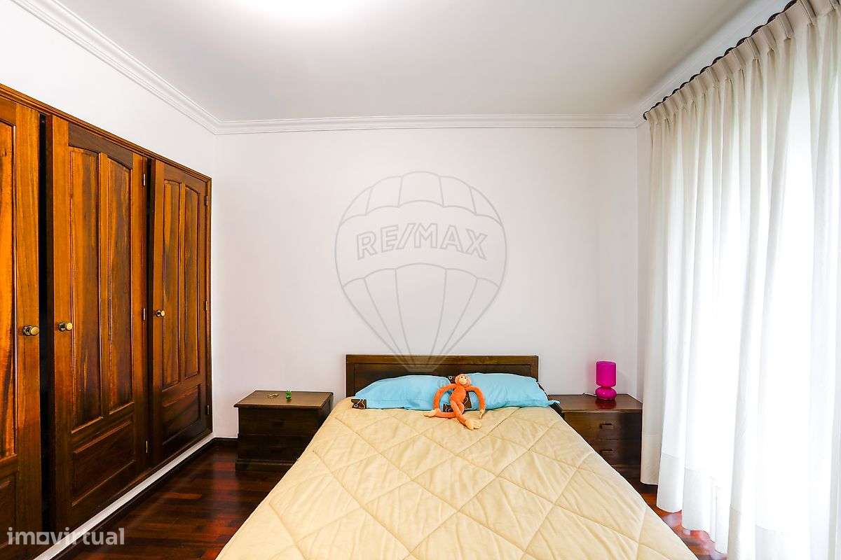 Moradia T4 para venda-30