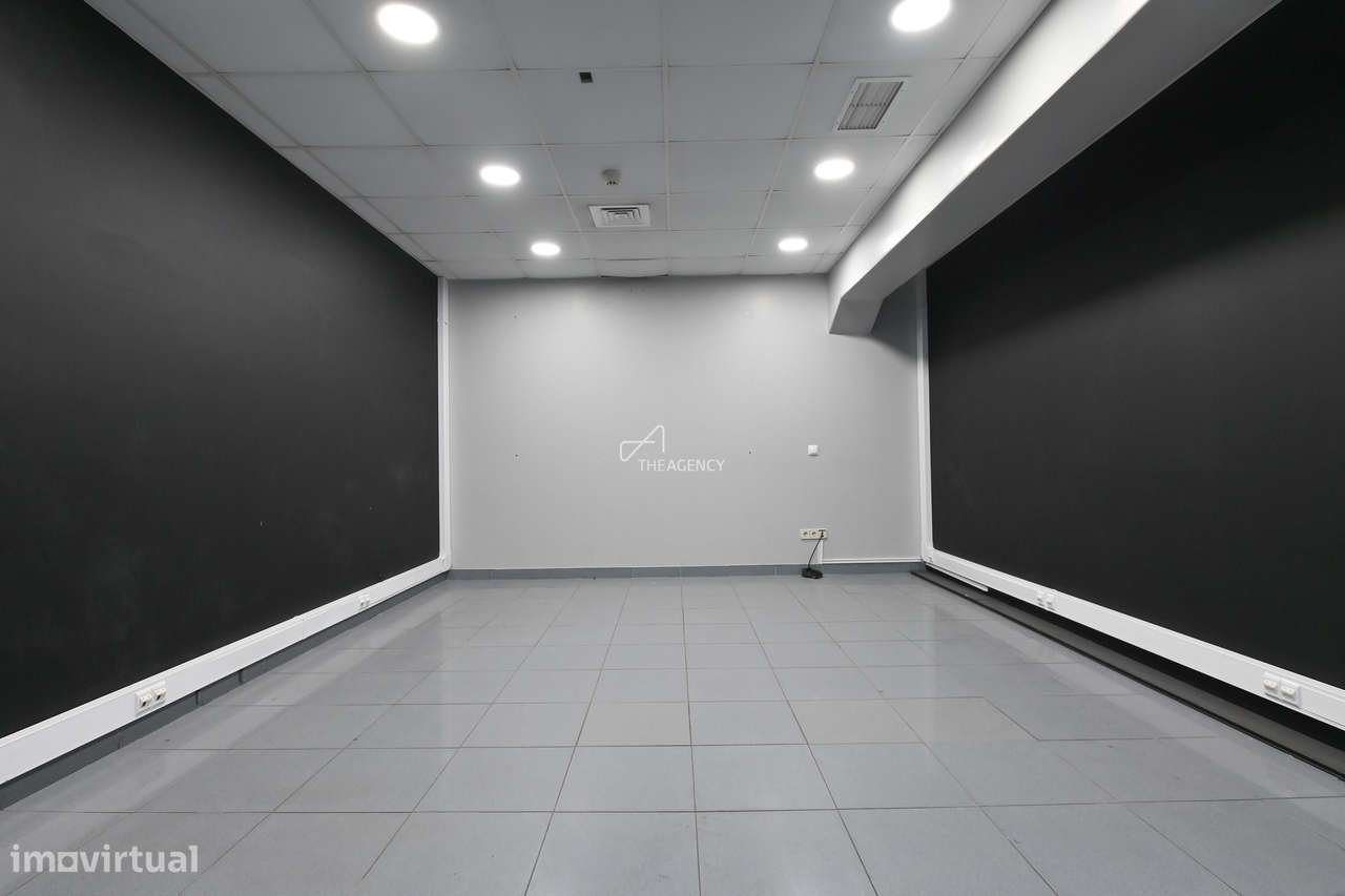 Loja na Praça de Alvalade, com dois pisos, e versatilidade para adapta - Grande imagem: 5/23