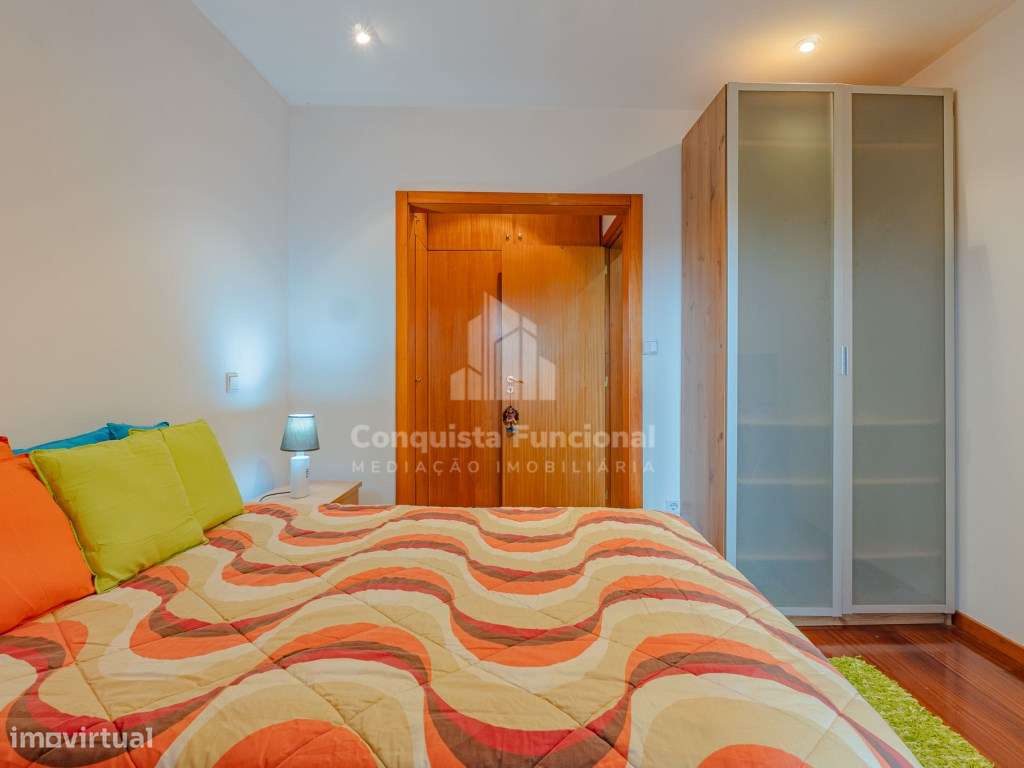 T3 com duas frentes em Ovar-Mobilado-11