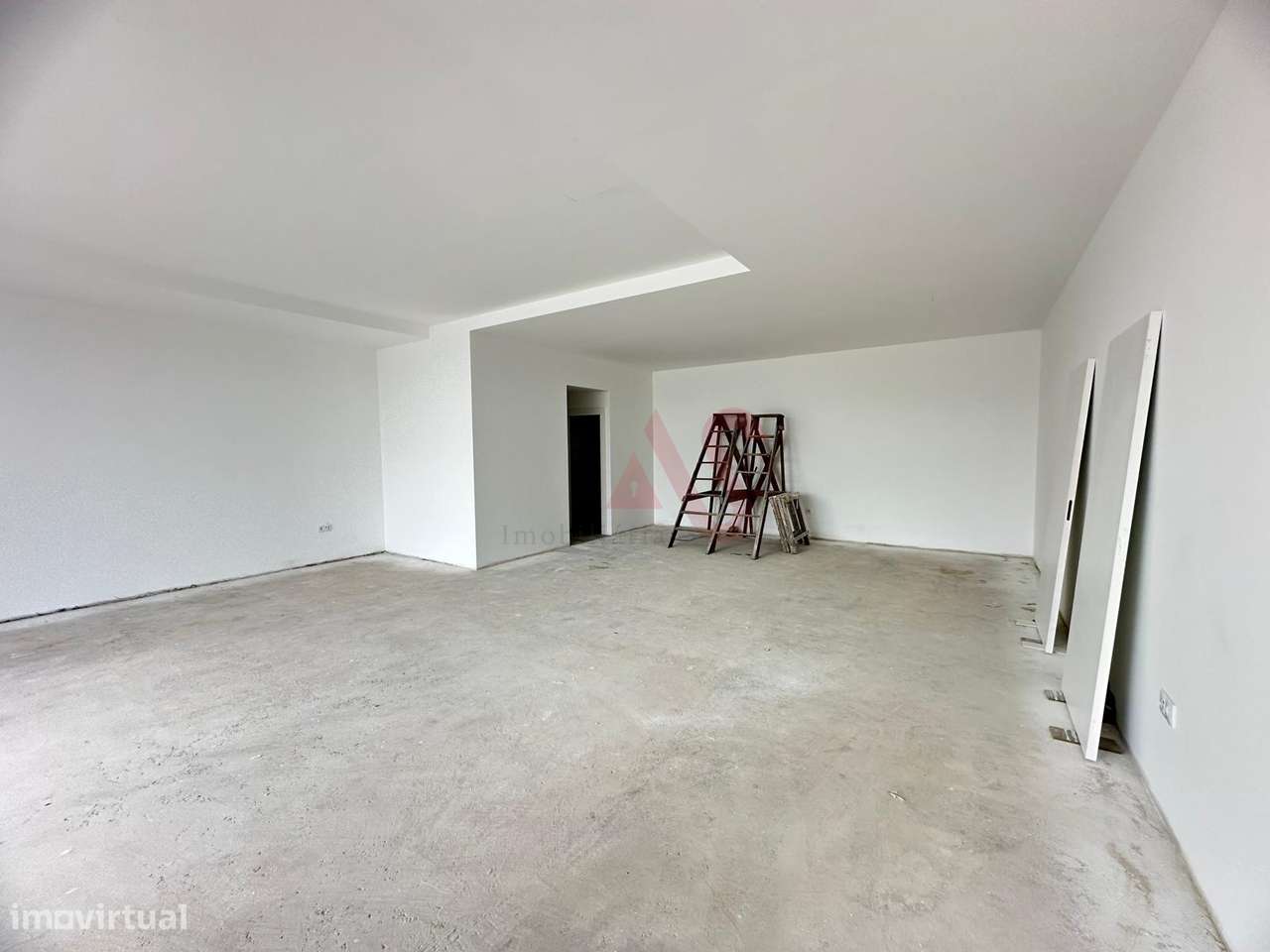 Loja com 83,10 m2 em Pedome, Vila Nova de Famalicão - Grande imagem: 3/13