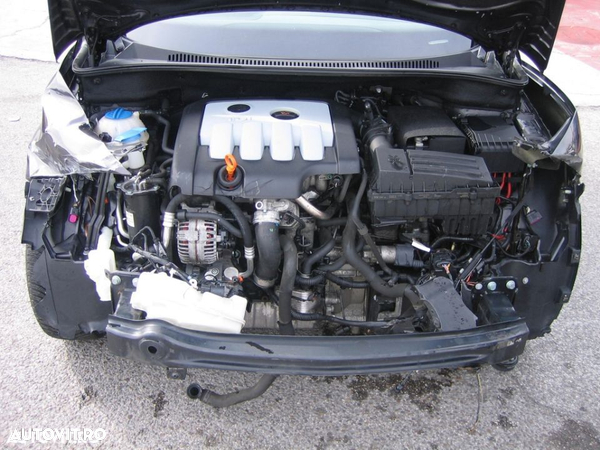 Motor Volksvagen 2.0 diesel   cod AZV - 1