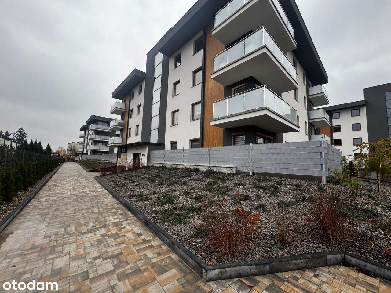 Dwa pokoje z ogródkiem, ul. Siesławska, 0% prowizji-1