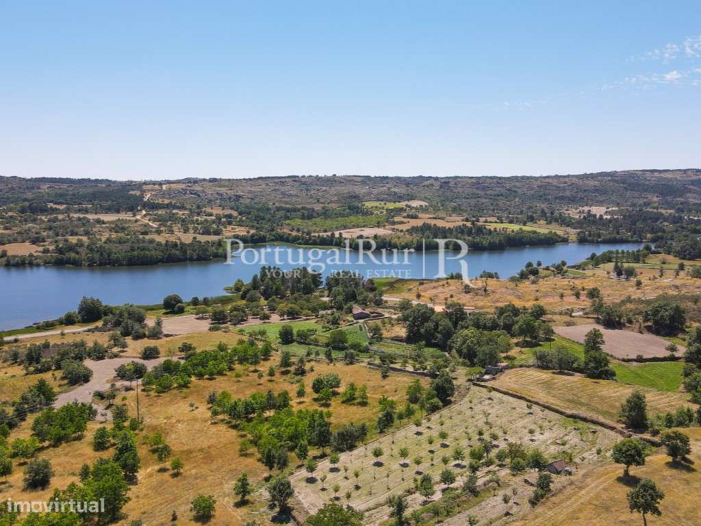 Casa Senhorial com Piscina Proximidades de Trancoso-7