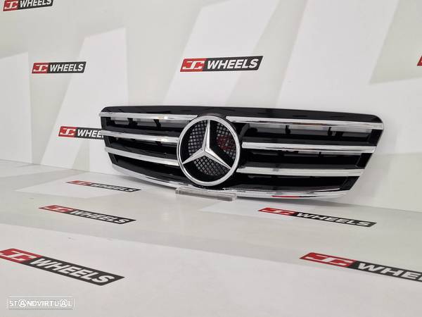 Grelha Mercedes Classe C W203 C63 AMG - 3