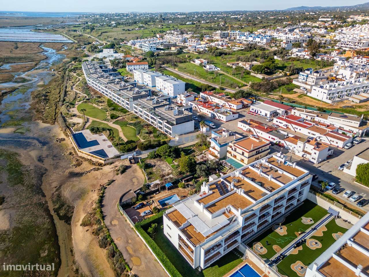 Terreno Urbano na 1.ª Linha da Ria Formosa com Projecto de Habitação e - Grande imagem: 4/16
