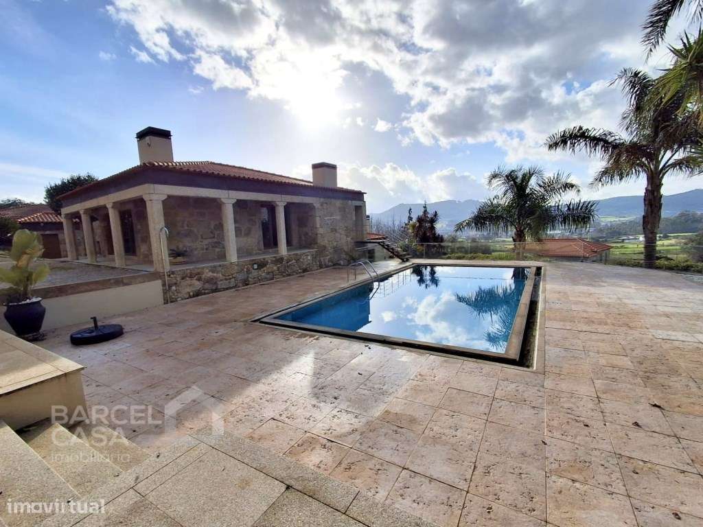 Moradia T4 em pedra, com piscina em Airó - Barcelos - Grande imagem: 4/51