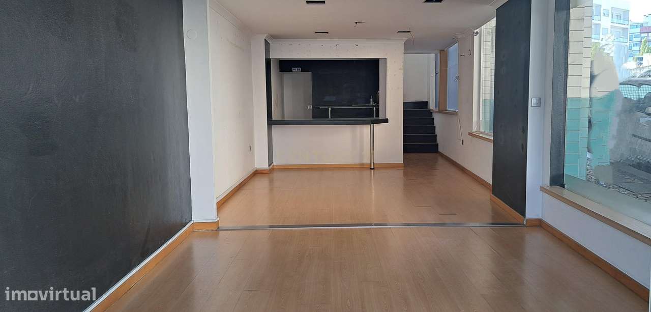 Loja localizada no centro da cidade de Viseu - Grande imagem: 5/6