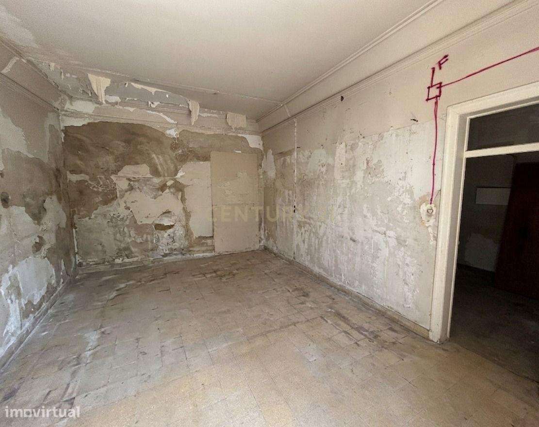 Prédio para Recuperar em Couço, Coruche-5