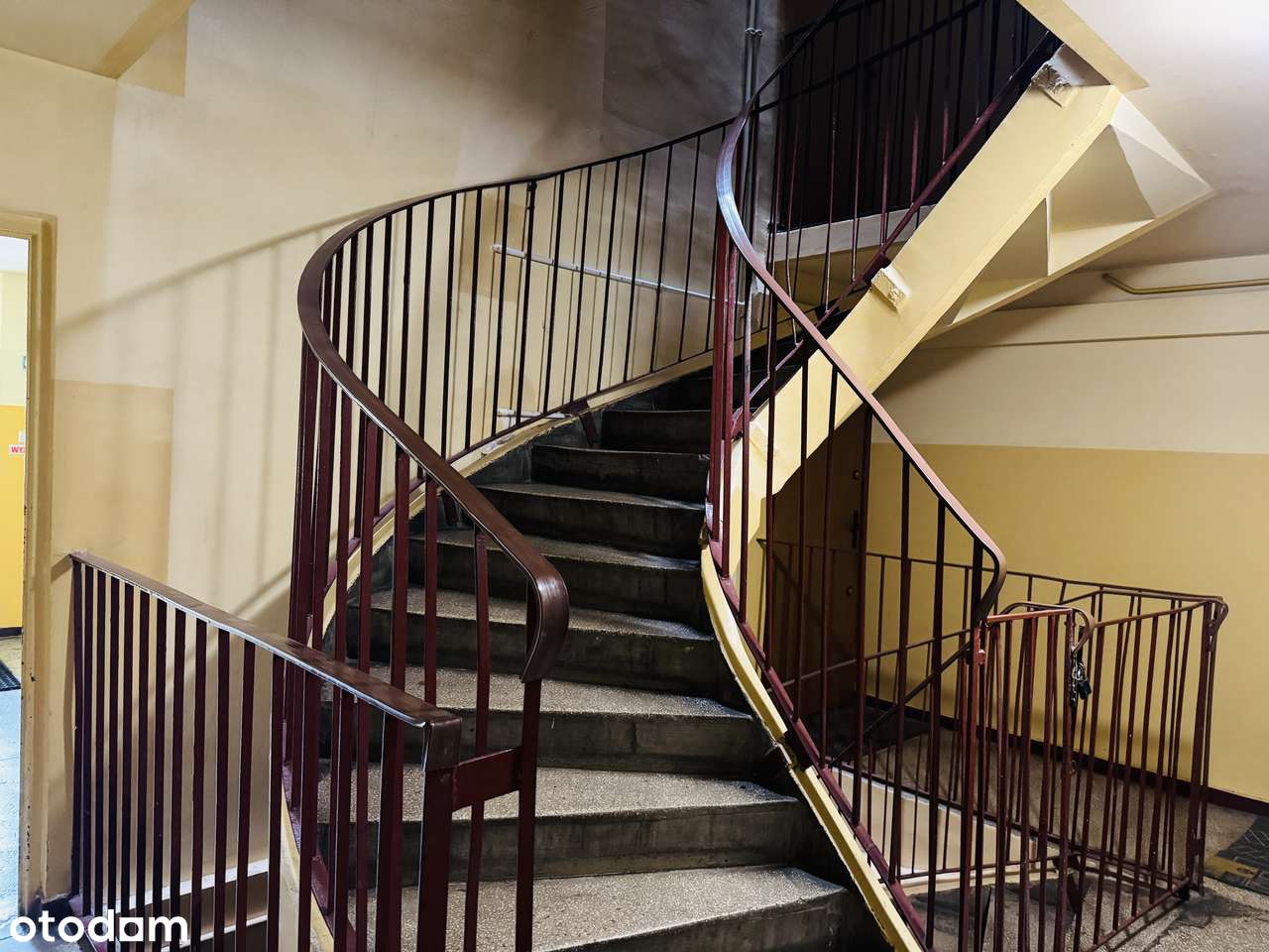 Odświeżone 2 pokoje na Bielanach z dużą piwnicą obok metro M1 Młociny-8