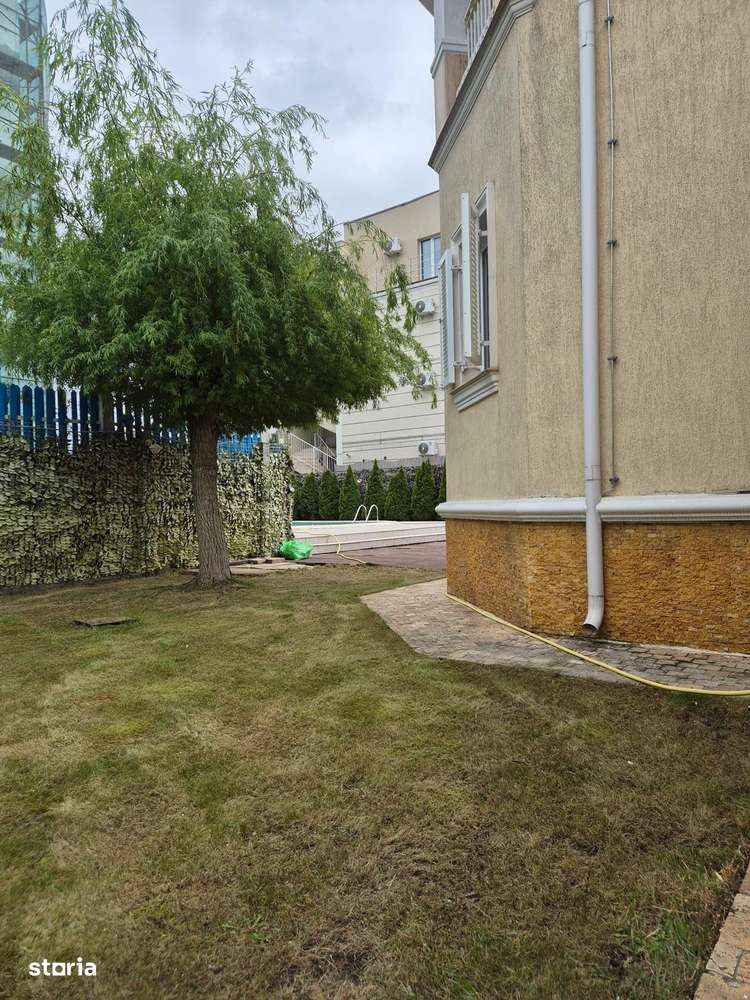 Vila Tip Duplex, 8 Camere, Teren 1100 Mp, Finisajele de Lux-17