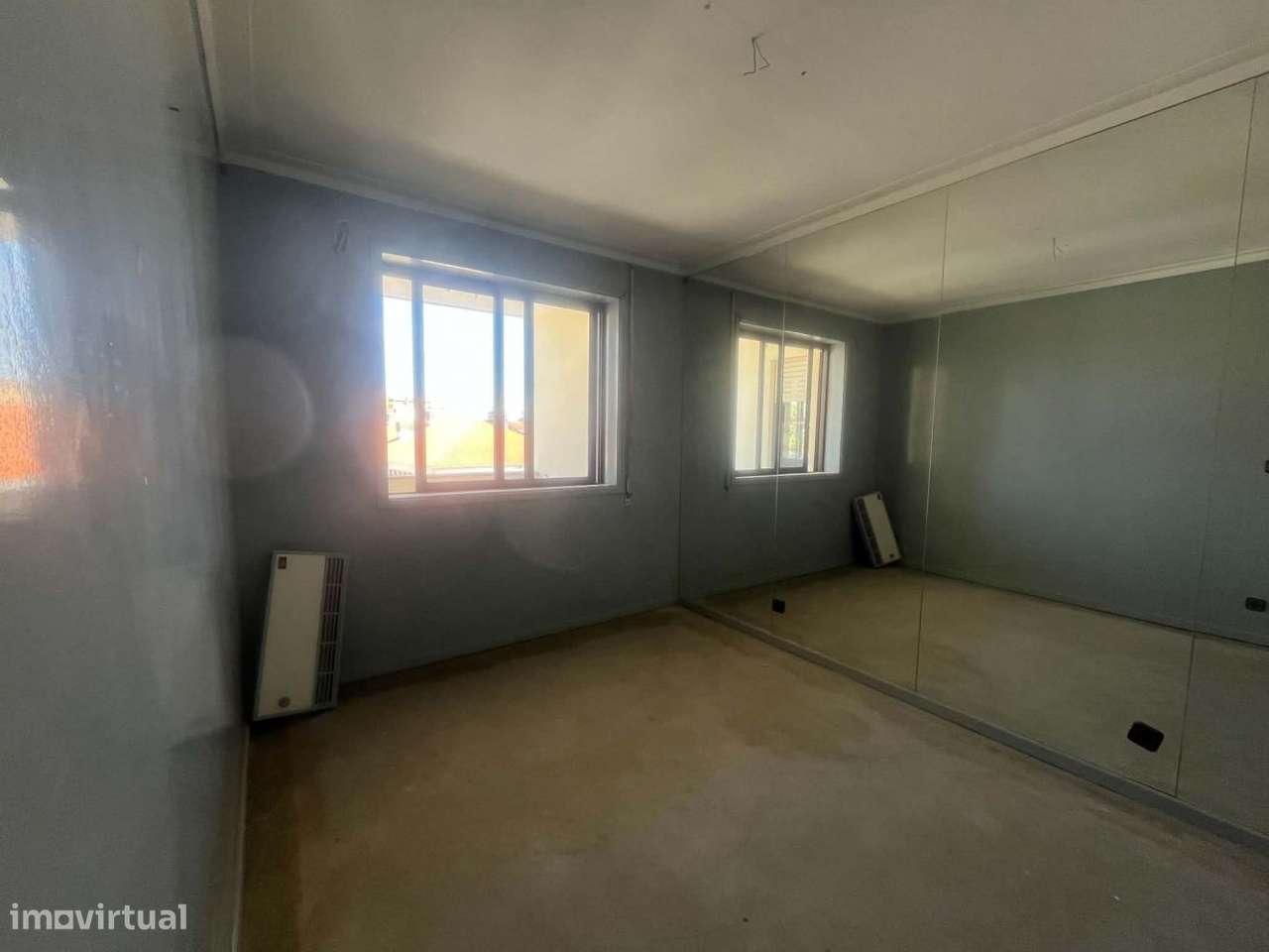 Apartamento T1 no centro do Porto com garagem-14