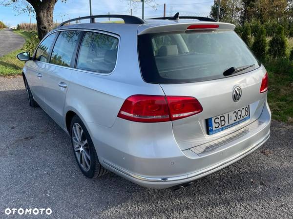 Volkswagen Passat 2.0 TDI Comfortline - 10