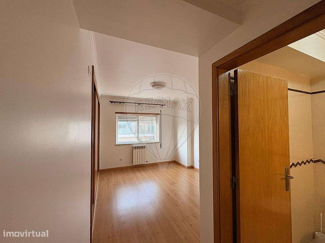 Apartamento T2 para arrendamento - Grande imagem: 3/4