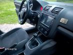 Volkswagen Golf V 1.9 TDI Sportline - 26