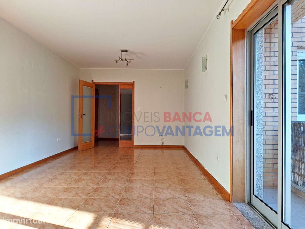 APARTAMENTO T3 - VALBOM - Grande imagem: 5/29