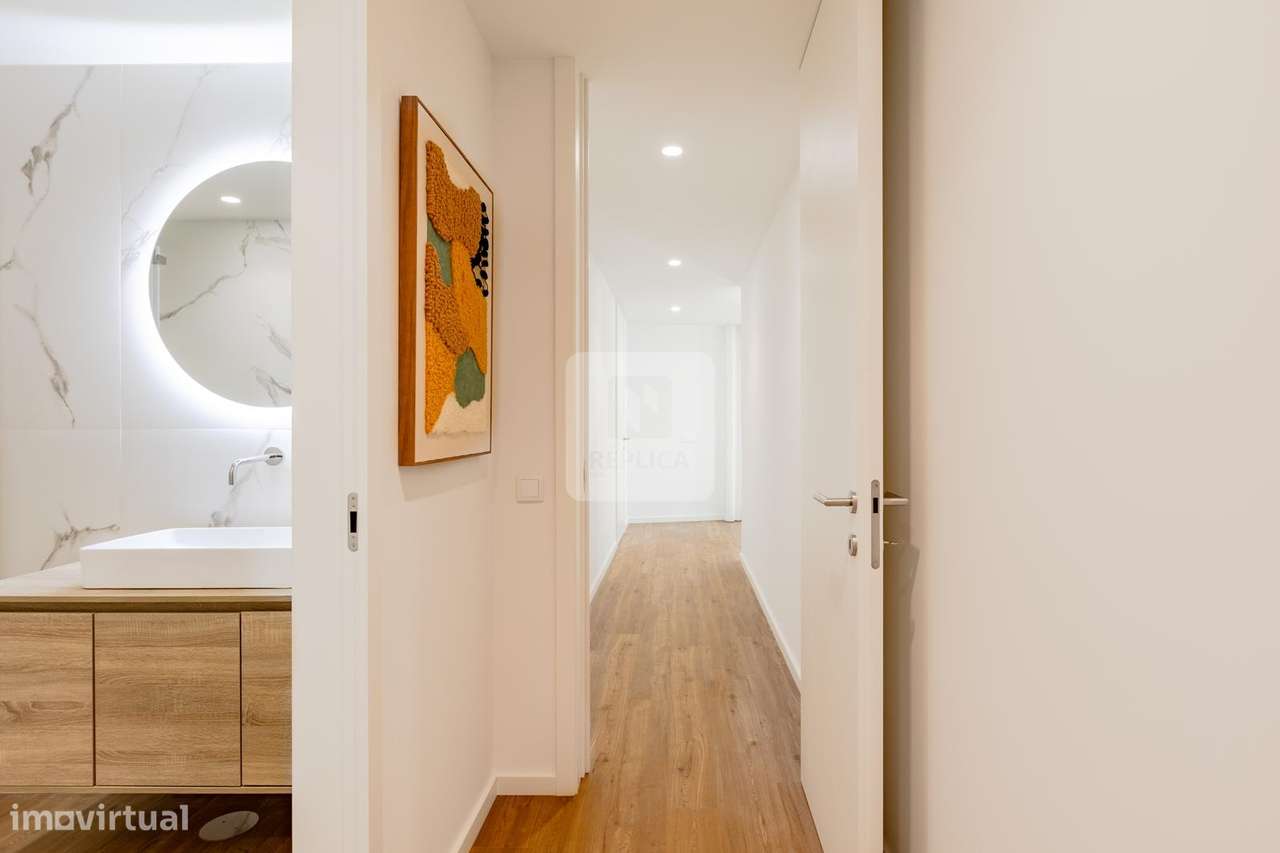 Penthouse T4 com Vista Panorâmica no Centro de Vila Nova de Gaia-33