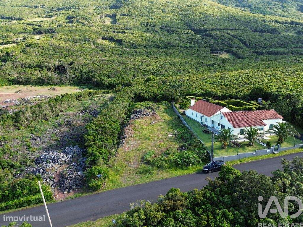 Terreno em Santo Amaro de 1492,00 m2 - Grande imagem: 3/6