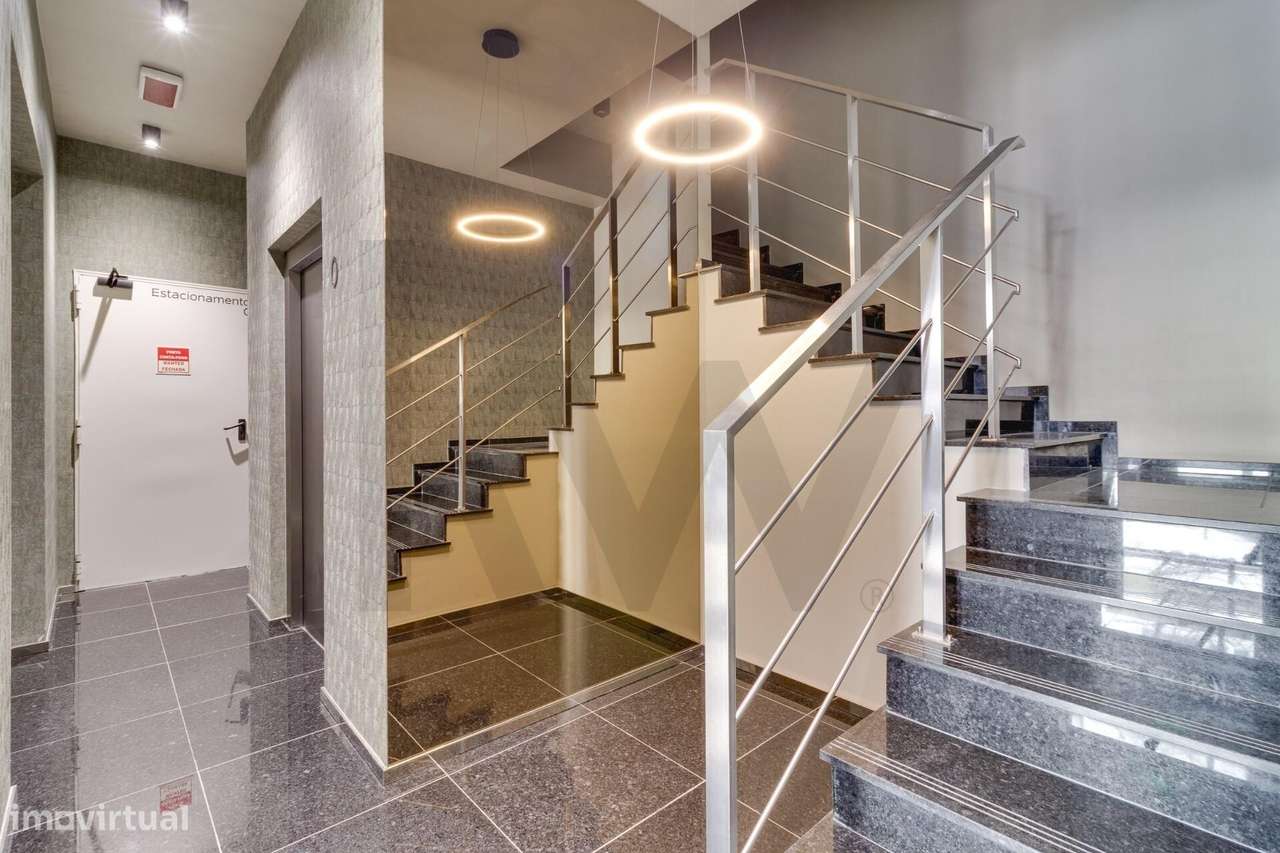 Apartamento T2 Premium, Edificio Varino 04 | Viva no Coração da Capita-13