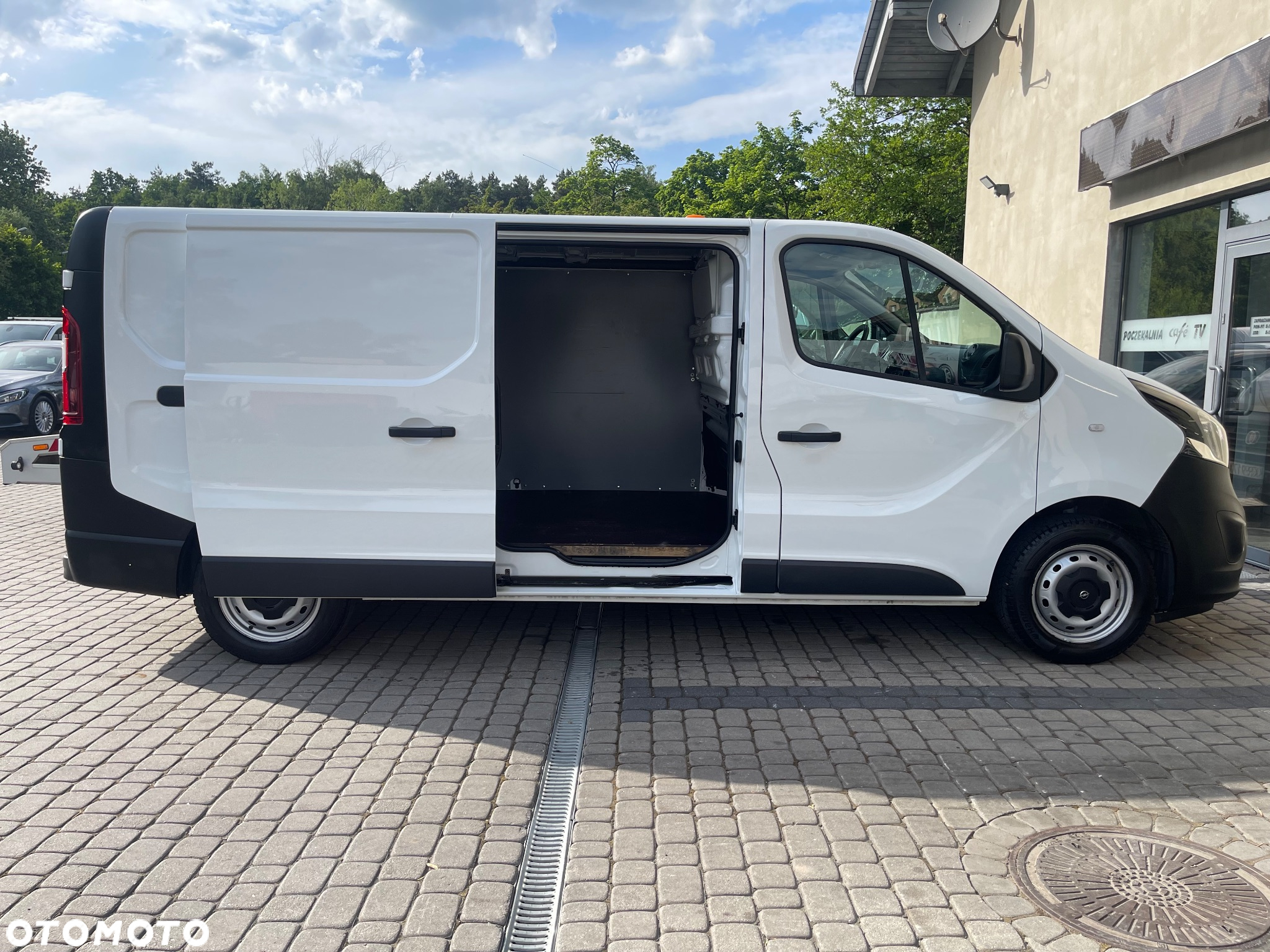 Opel Vivaro - 28