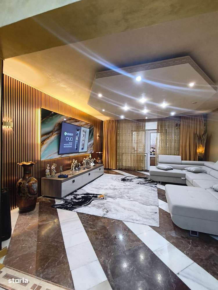 Casa D+P+E+terasa Tomis 2 cu 2 intrari, 6 camere, 2 bucătării, 3 bai.-3