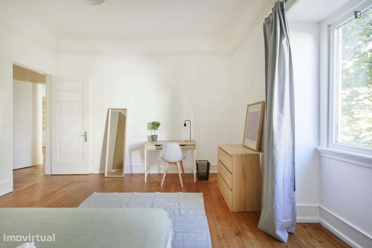 Quarto - localizado em Avenida da Liberdade Lisbon - Grande imagem: 4/25
