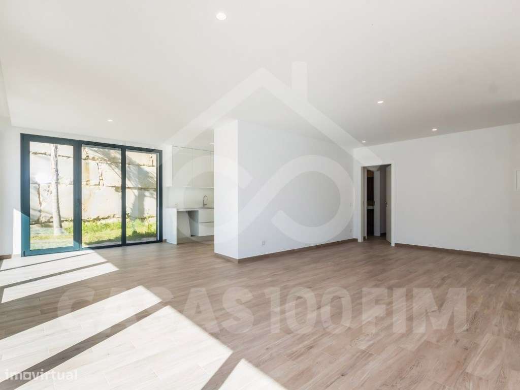 Apartamento T3 em Condomínio Fechado com Piscina-3