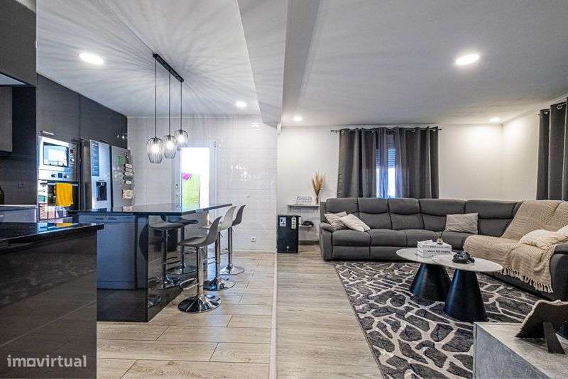 Vendo Moradia Nova no coração de santa Comba Dão - Grande imagem: 5/11