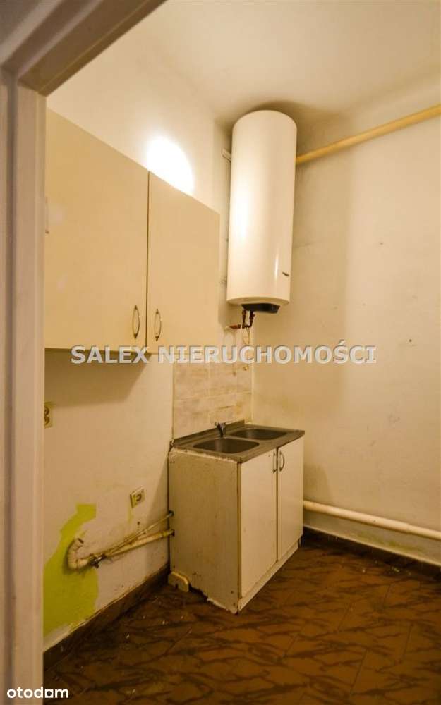 Budynek handlowo-usługowy z własnością gruntu-15