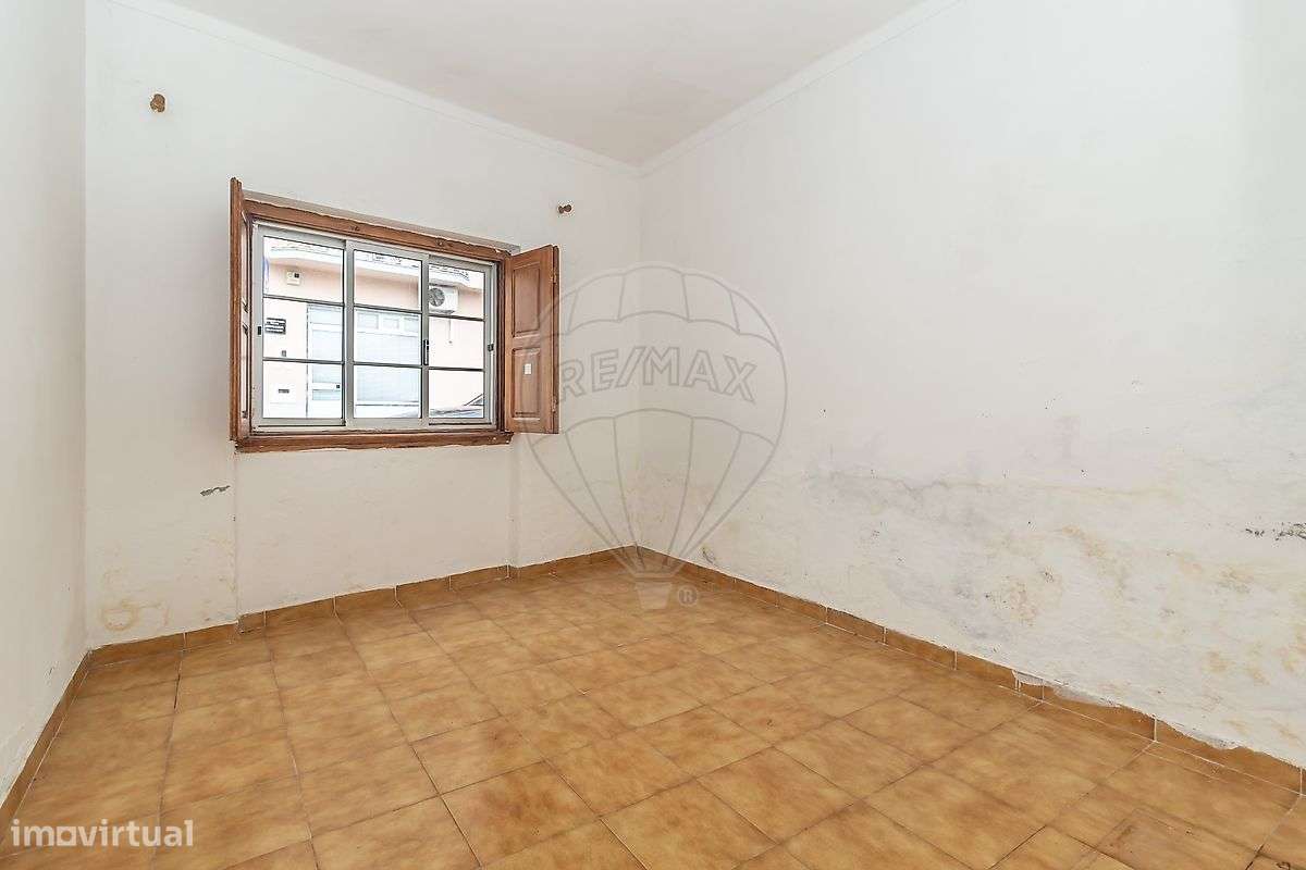 Moradia T2 para venda-6