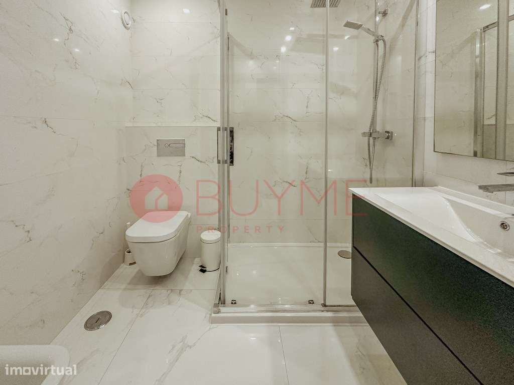 Apartamento T0+1 Renovado no Centro de Vilamoura-10