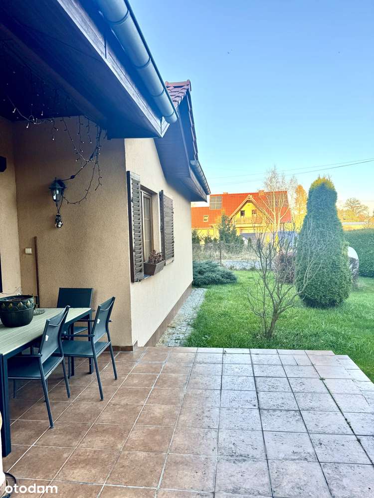 Wojcieszyce-parterowy dom wolnostojący na dużej działce, fotowoltaika-6