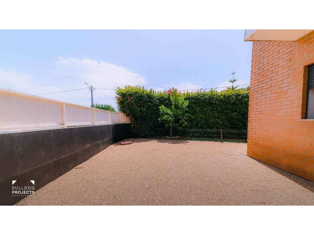 Moradia Isolada T4 Triplex Venda Coimbra-11