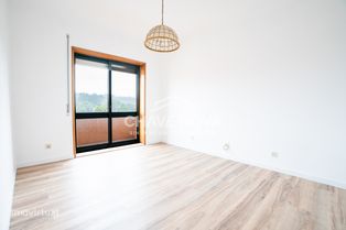 Apartamento T3 c/ 3 Frentes , Garagem Box e Vistas Desafogadas - Grande imagem: 3/16