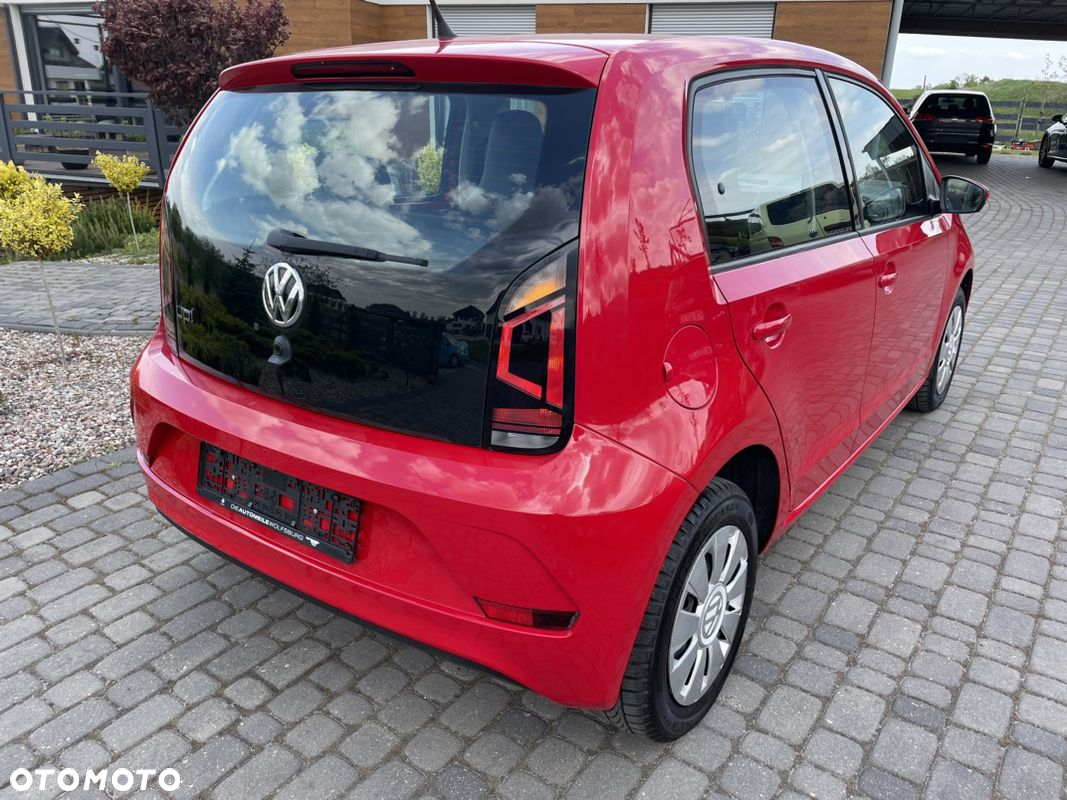 Volkswagen up! (BlueMotion Technology) move - 4