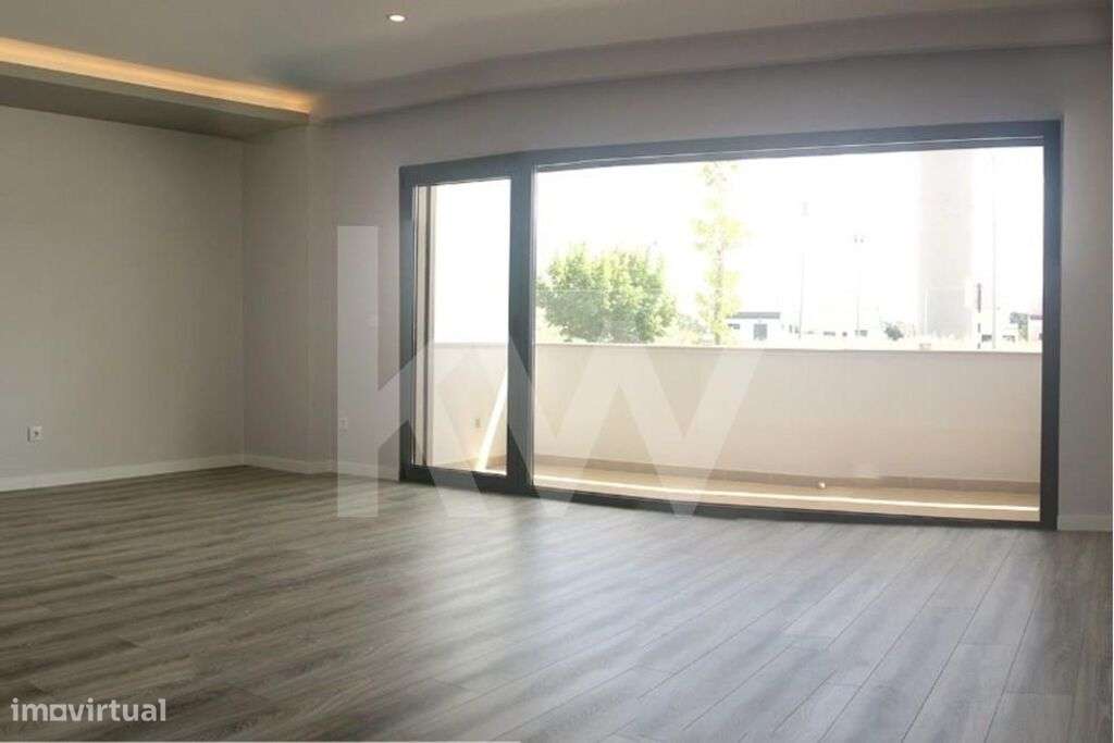 Apartamento T3 em construção, com garagem e varandas. Acabamentos de l - Grande imagem: 5/6