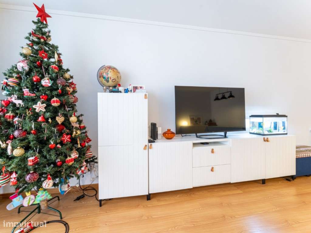 Apartamento T3 no Centro Histórico de Alcobaça-6