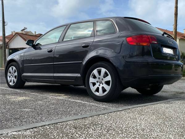 Audi A3 Sportback 2.0 TDi Attraction S tronic - 9