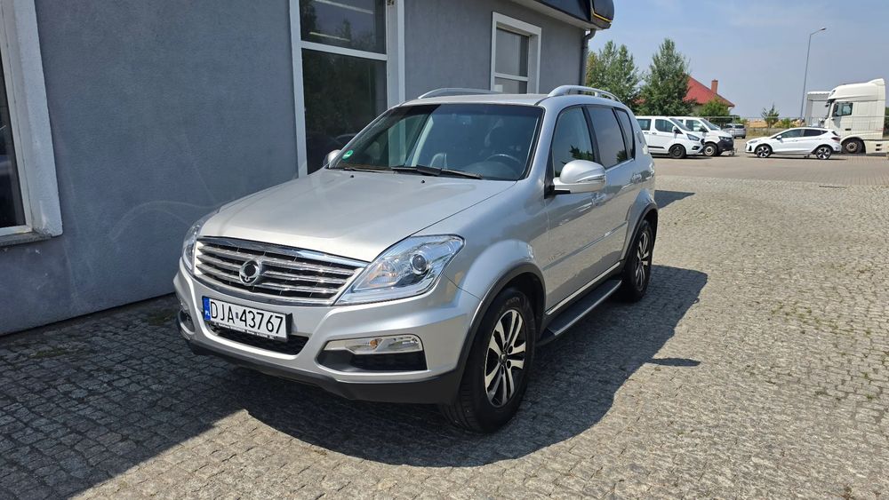 Ssangyong / KG Mobility Rexton W 2.0 D20 DTR 4WD E-tronic Quartz 2014