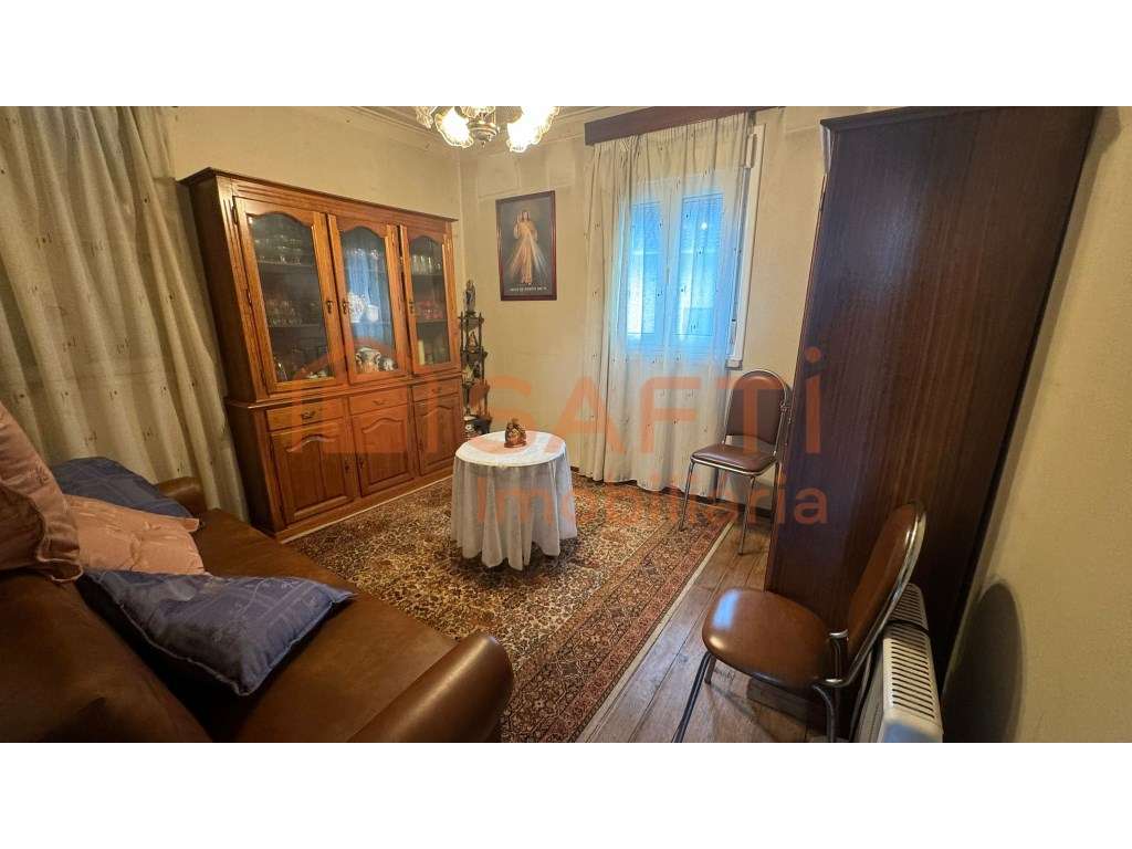 Moradia T3, em zona sossegada - Grande imagem: 4/12