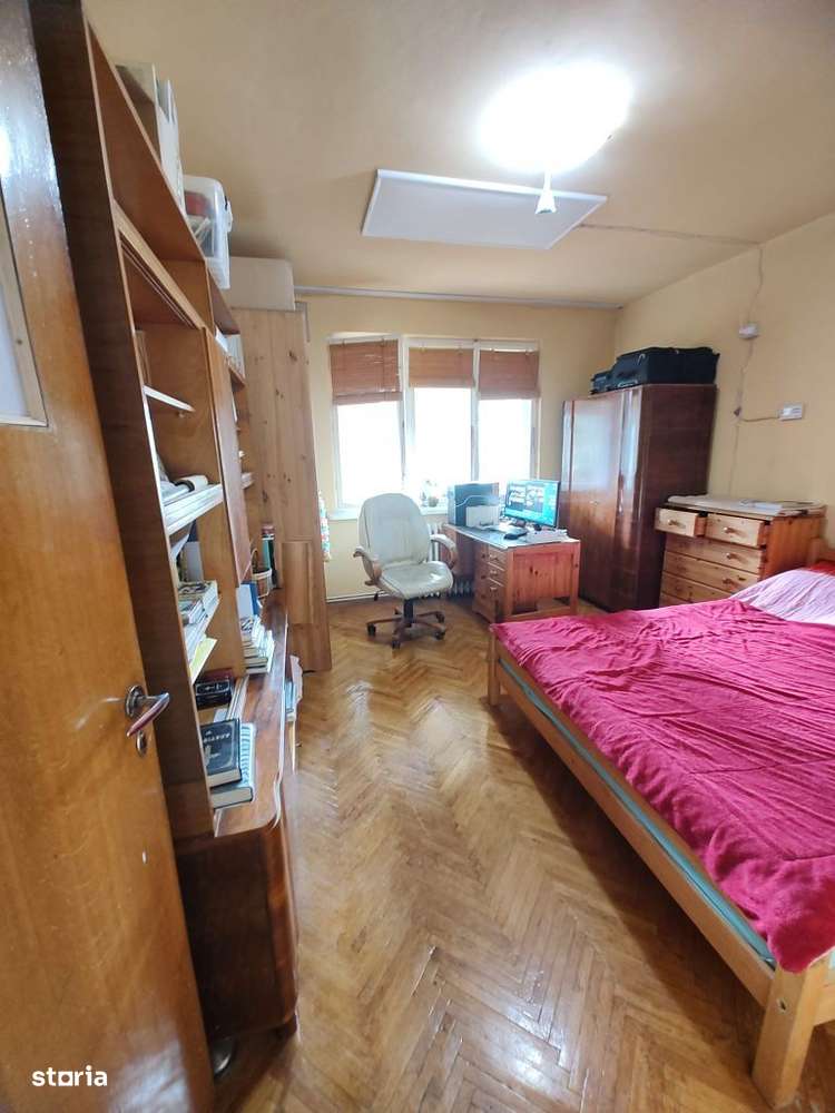 Apartament decomandat zona B-dul Decebal-Kogalniceanu,et. 3+garaj+boxa - Imagine principală: 4/10