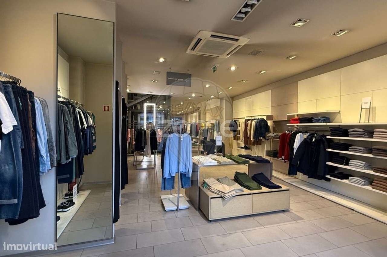 À Venda Prédio com-19