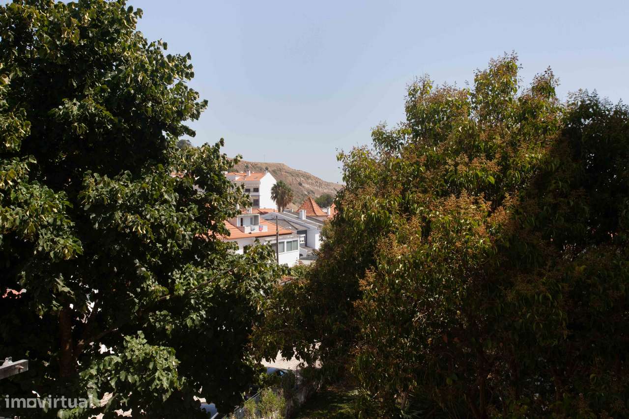 Apartamento T2, São João da Caparica-11