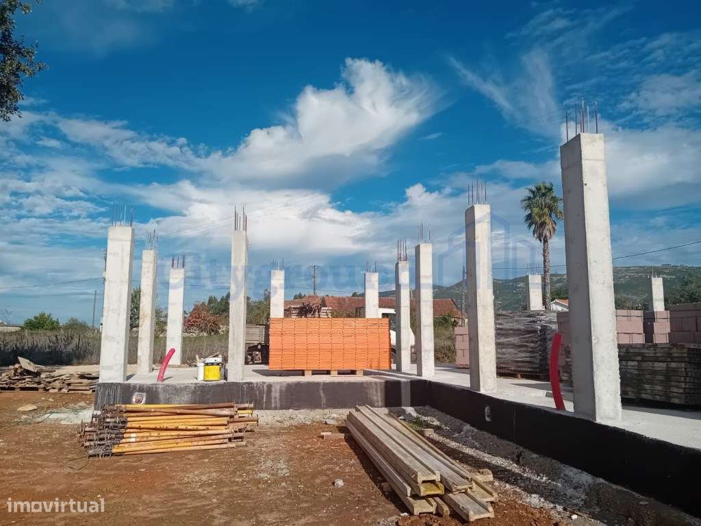 Moradia Térrea V3 Vista serra, lote 1645m2, Lagoa do Cão-16