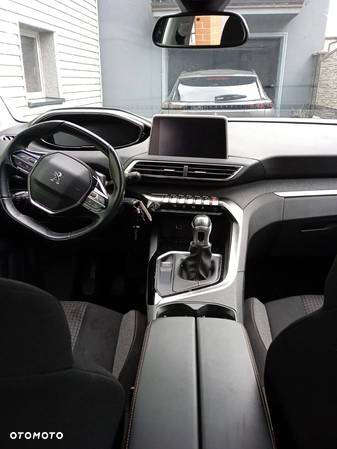 Peugeot 5008 1.2 PureTech Access - 11