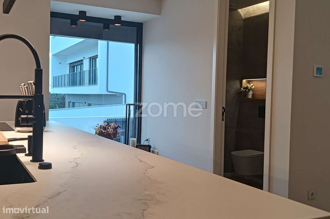 Moradia Térrea Semi- nova com piscina-7