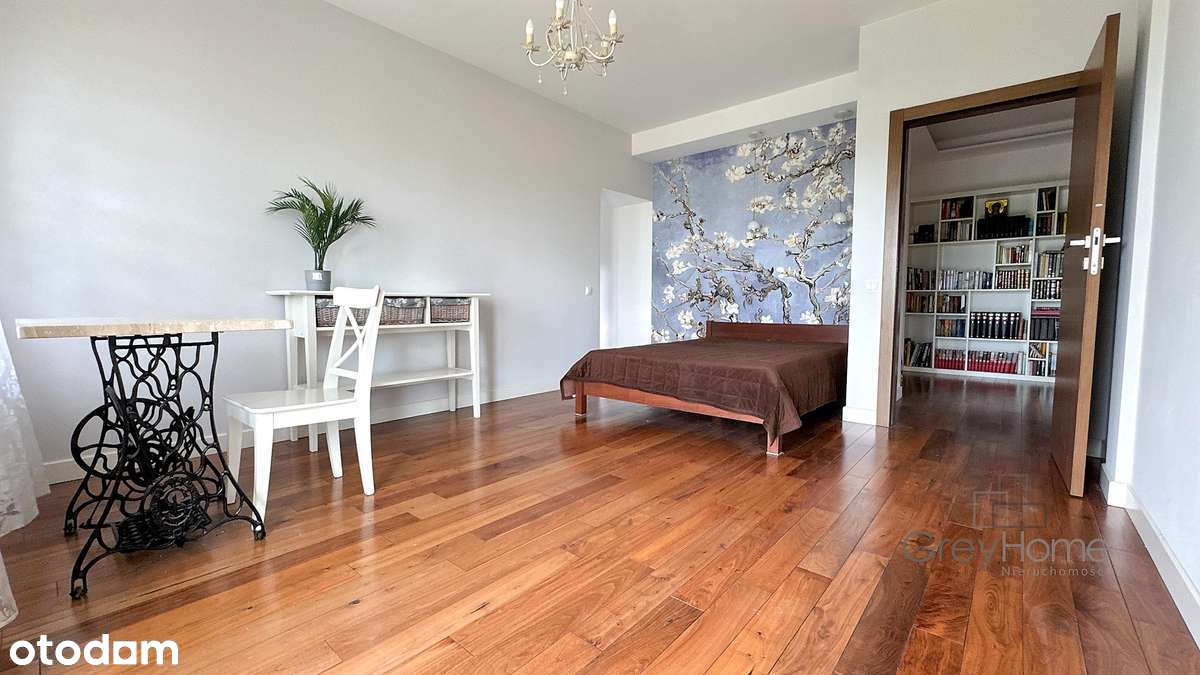 Przestronny jednorodzinny dom w Nowej Woli-11