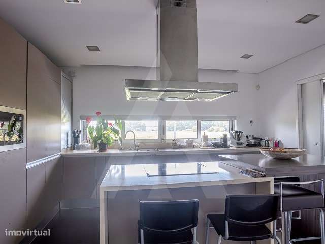 Moradia T2+1 com terreno amplo em Salreu, Estarreja-10