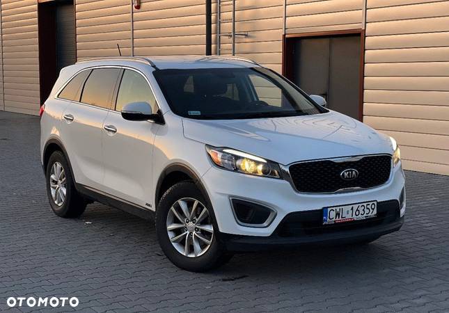 Kia Sorento - 10