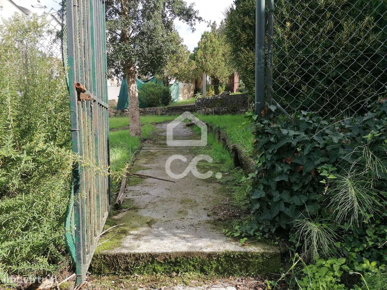 Quintinha de charme com piscina em lote de 7562,60 m² no Cadaval — um-52