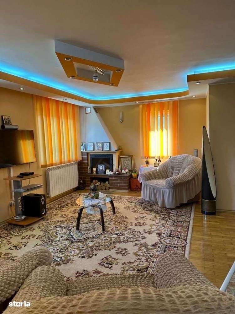 Lunca Mare - Sotrile - casa foarte  frumoasa - 250000 Euro/Neg. - Imagine principală: 3/15